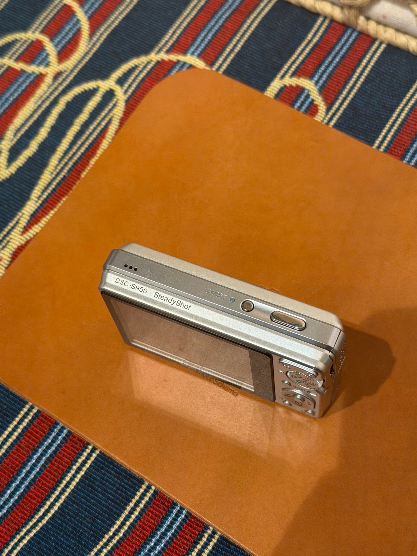 Sony Cyber‑shot DSC‑S950 10.1MP Silver