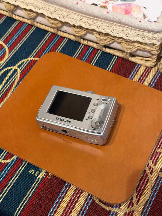 Samsung S750 7.2MP Silver