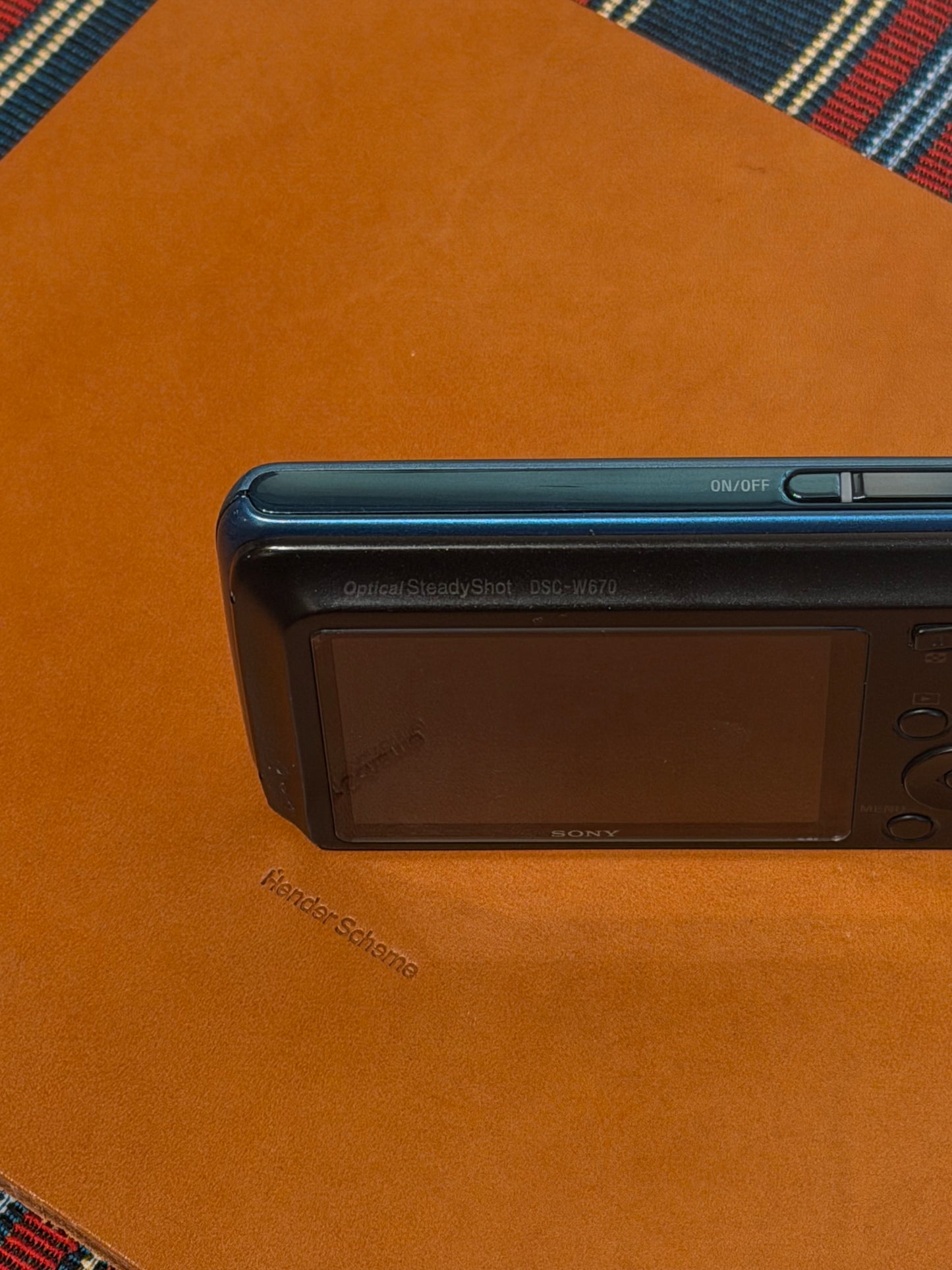 Sony Cyber-shot DSC-W670 16.1MP Blue