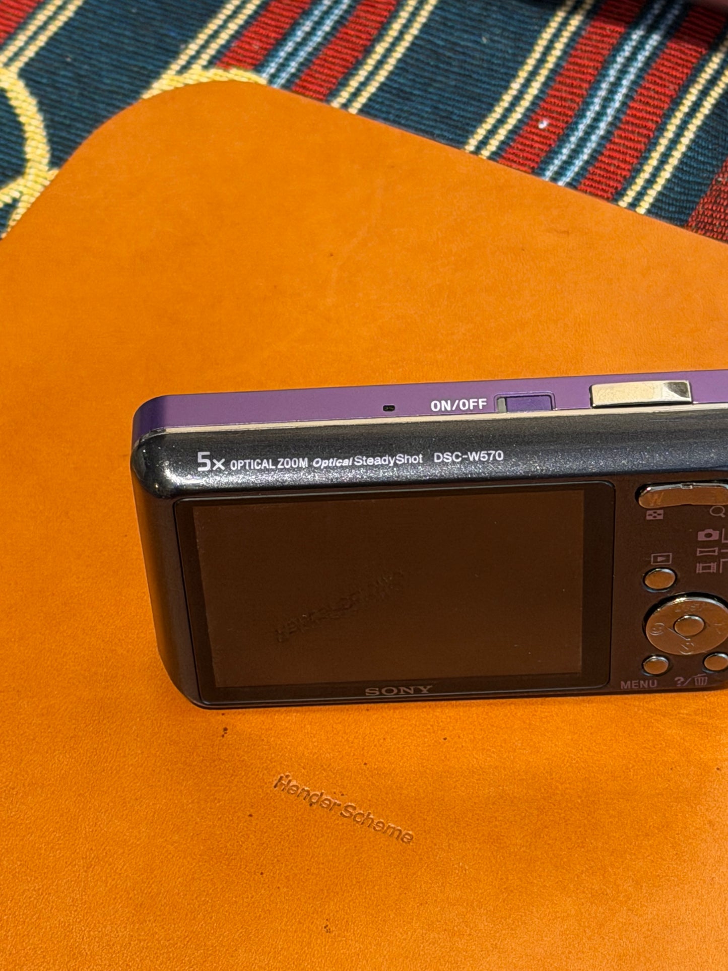 Sony Cyber-shot DSC-W570 16.1MP Purple