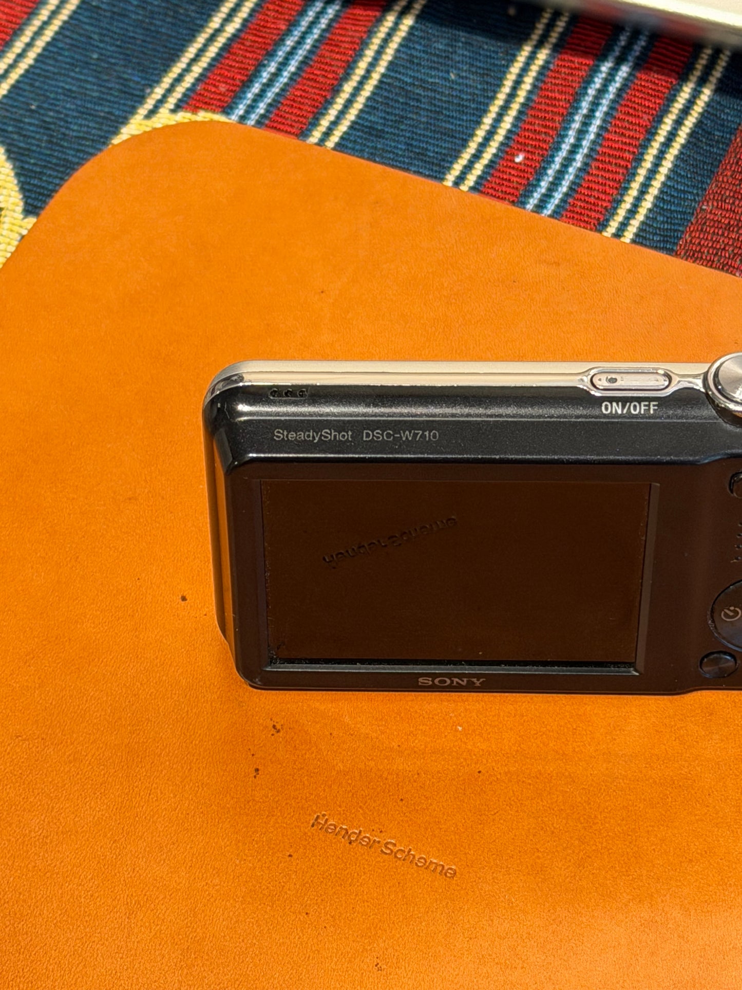 Sony Cyber-shot DSC-W710 16.1MP Silver