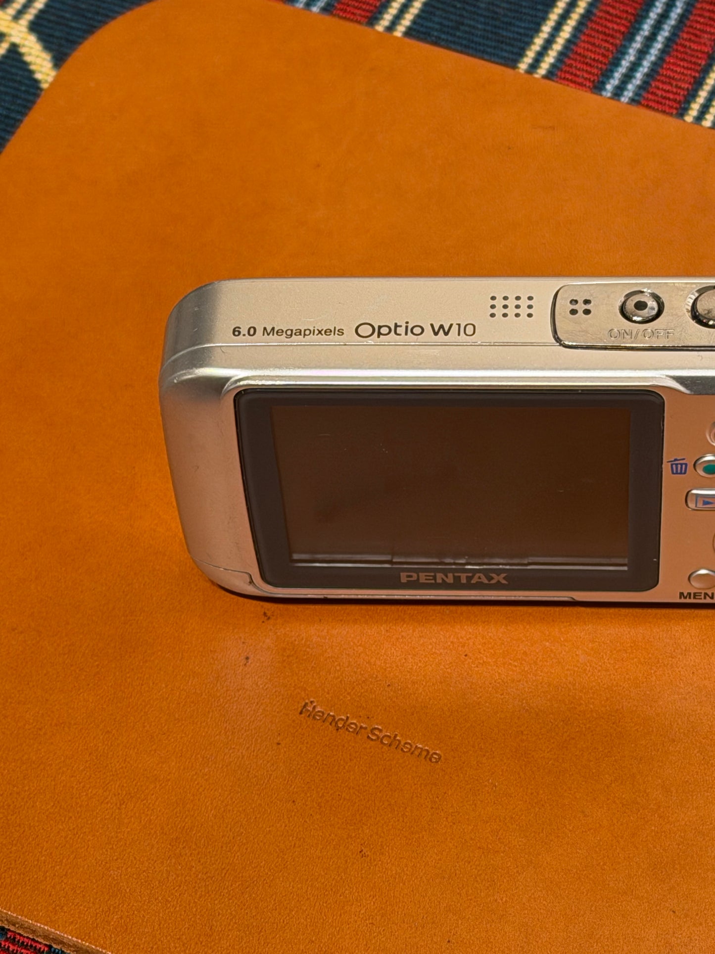 Pentax Optio W10 6MP Silver