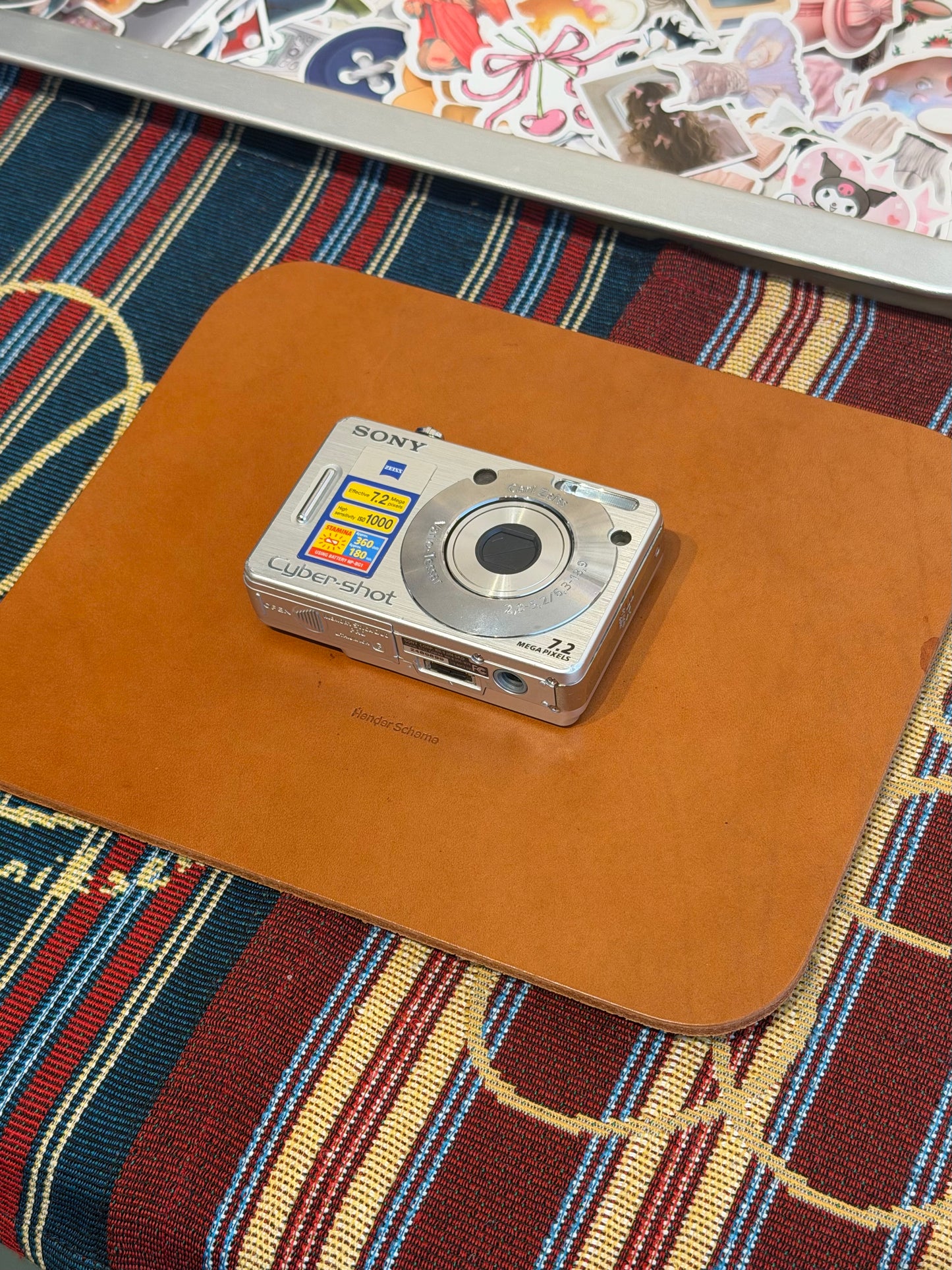 Sony Cyber-shot DSC-W70 7.2MP Silver