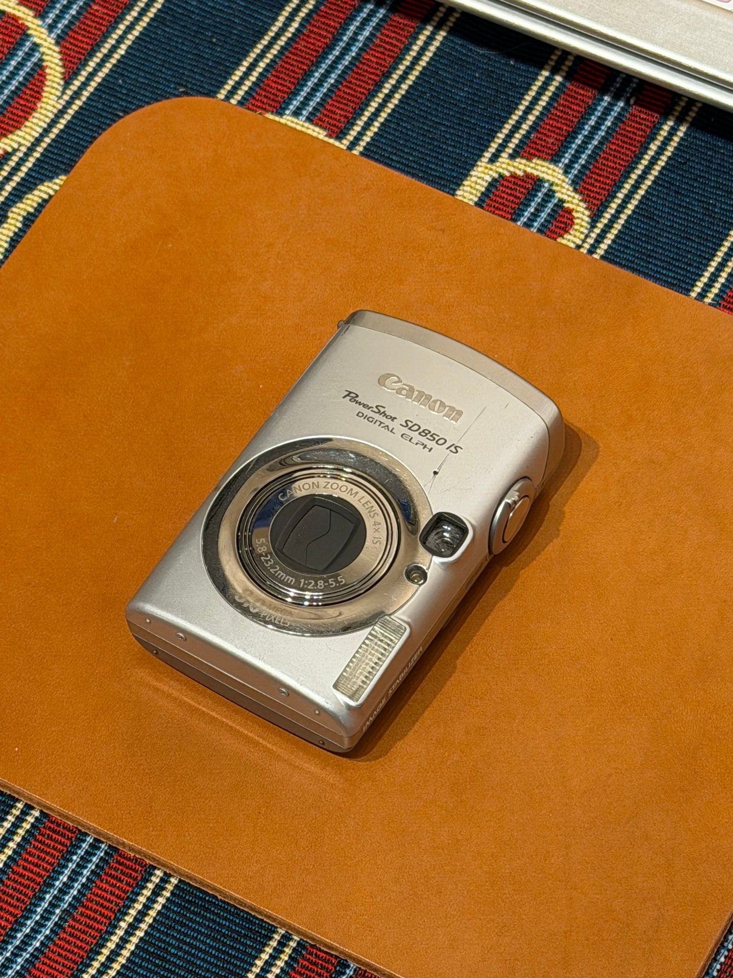 Canon PowerShot SD850 IS / IXUS 950 IS 8MP Silver