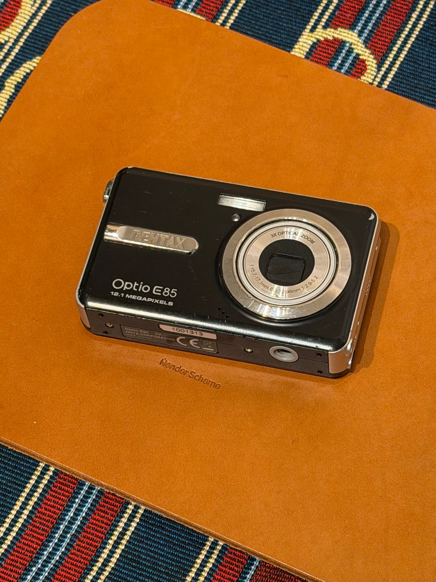 Pentax Optio E85 12.1MP Black