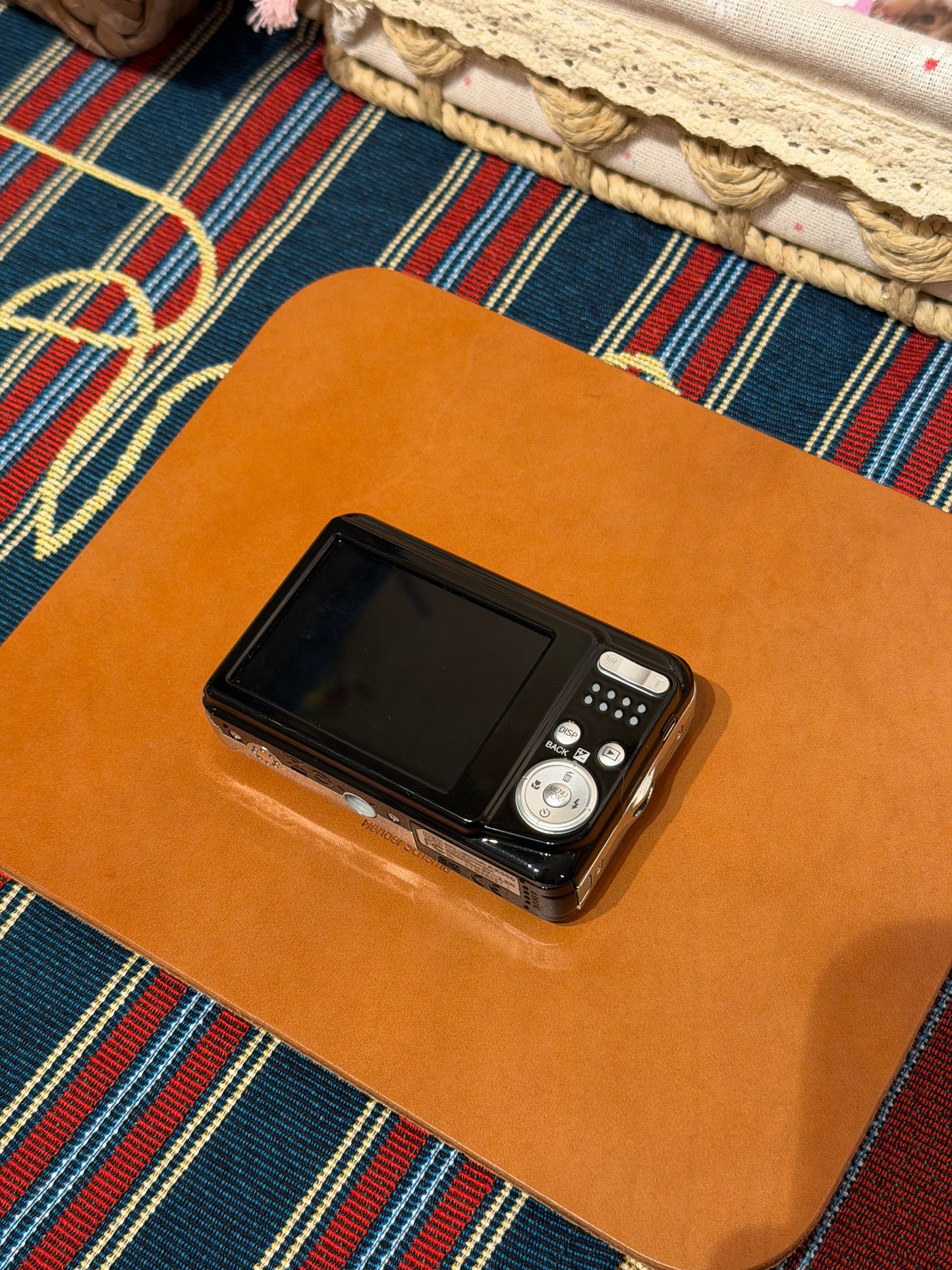 Fujifilm FinePix AX500 14MP Black