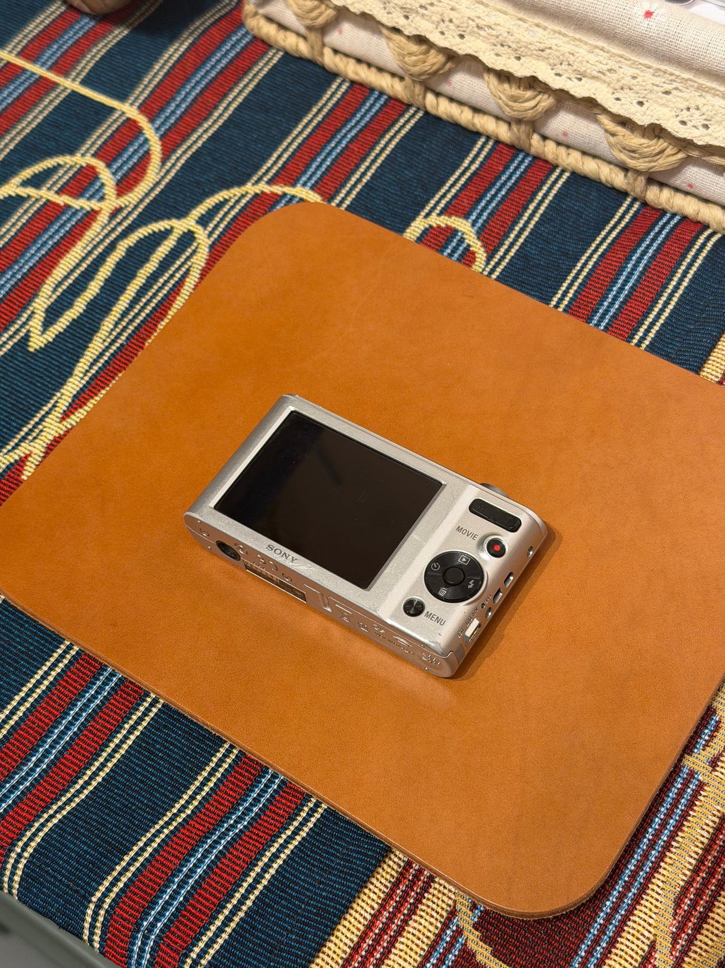 Sony Cyber‑shot DSC‑W800 20.1MP Silver