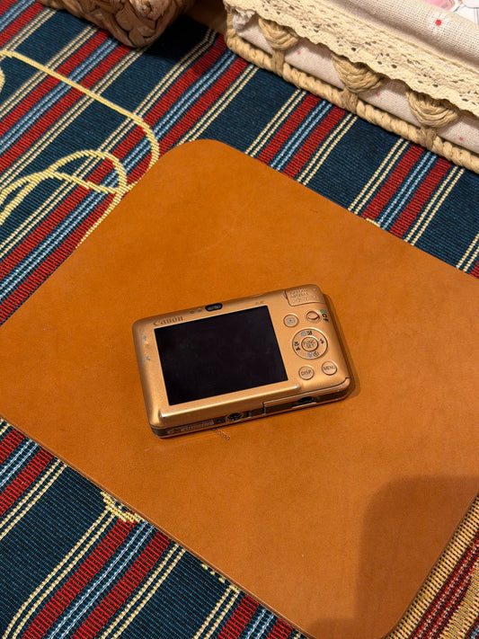Canon SD780 IS / IXUS 100 IS 12.1MP Gold