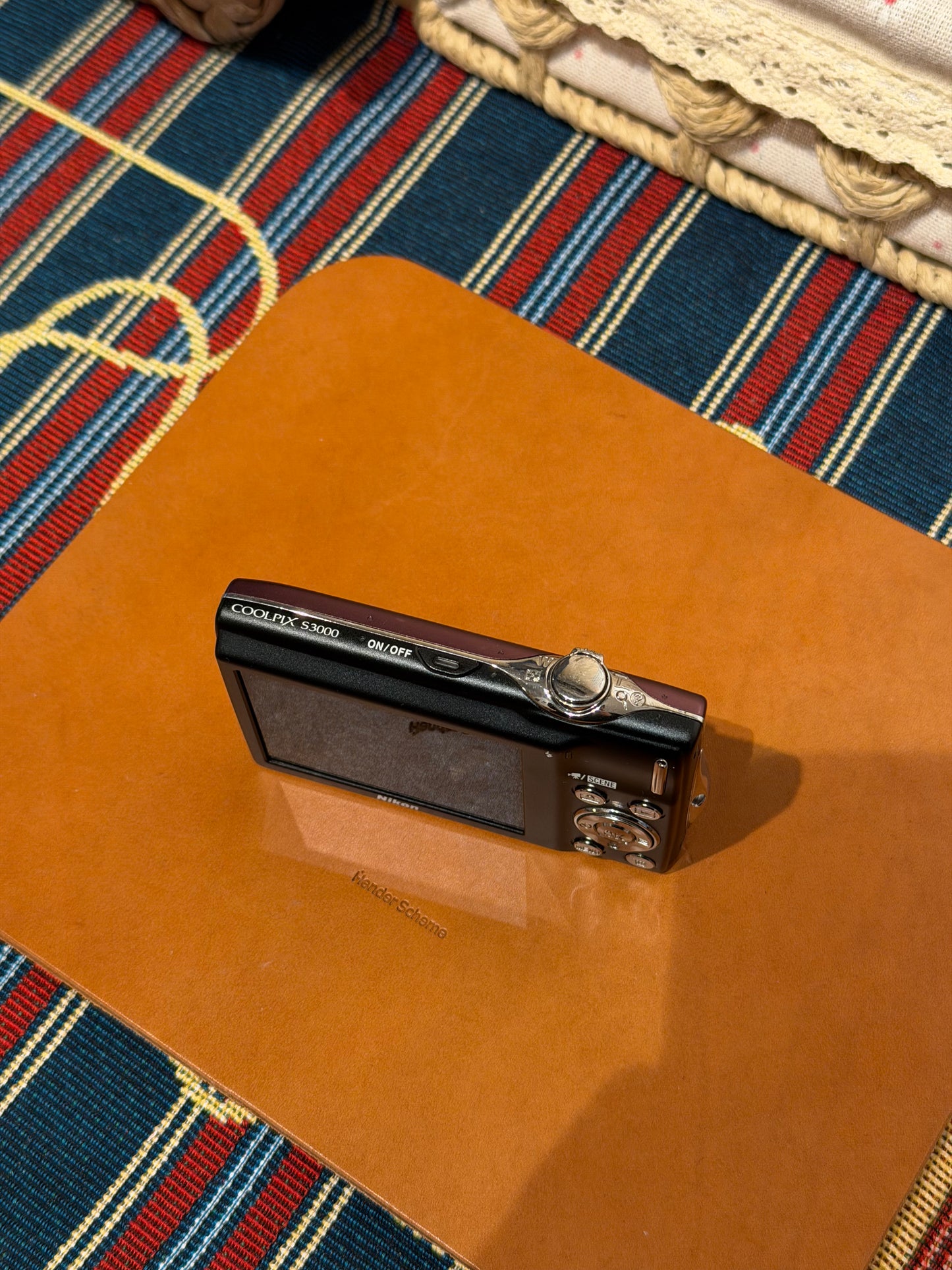 Nikon Coolpix S3000 12MP Purple