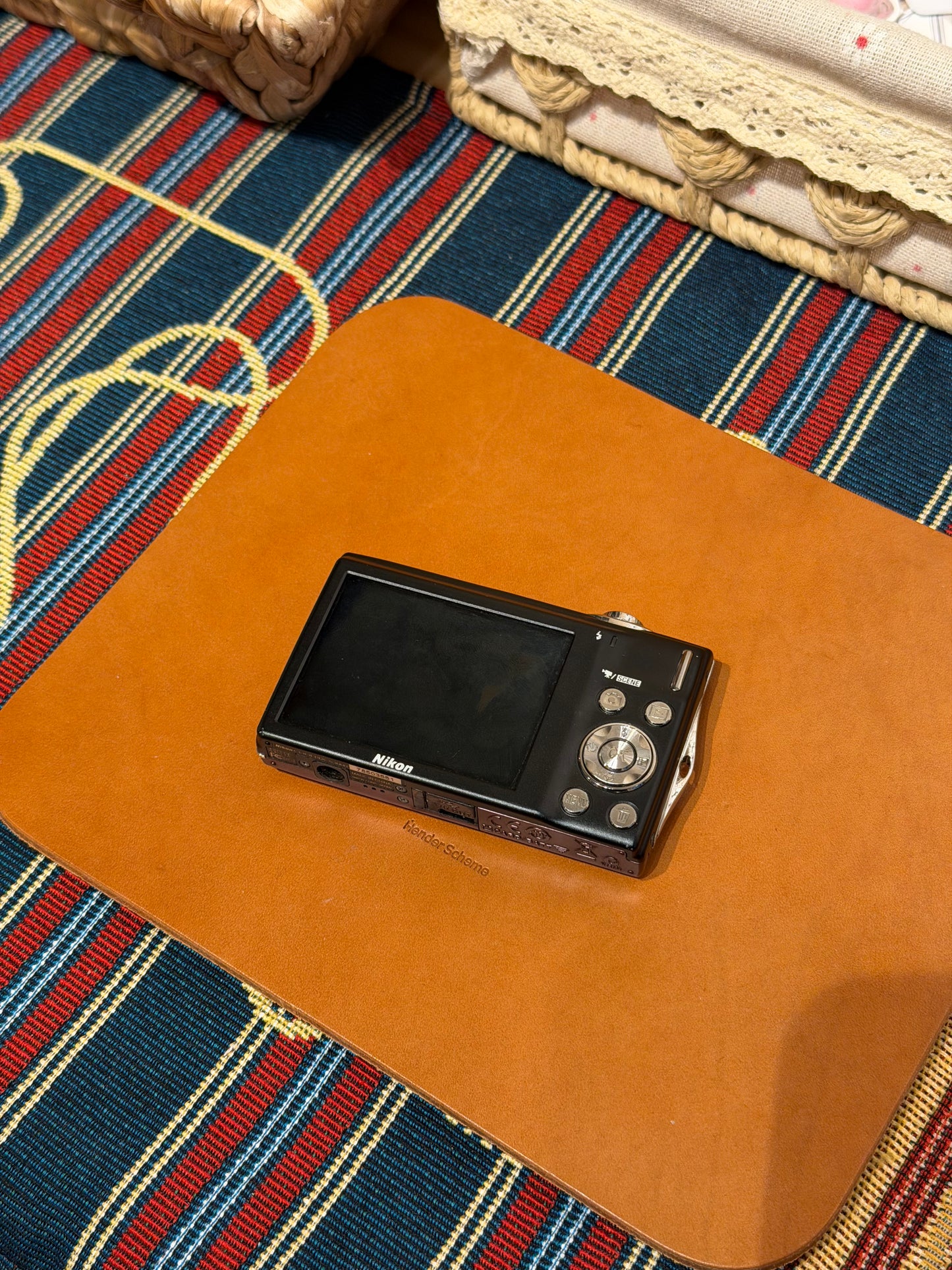 Nikon Coolpix S3000 12MP Purple