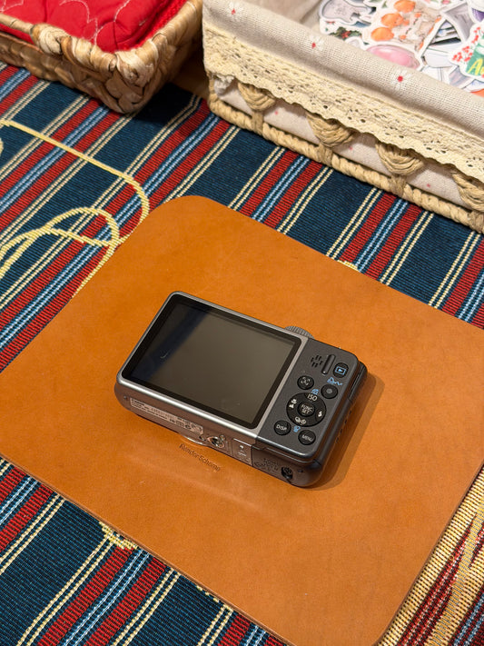 Canon PowerShot A2000 IS 10MP Gray