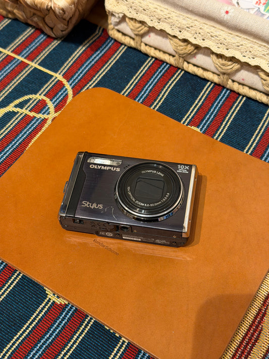 Olympus Stylus 9000 12MP Black