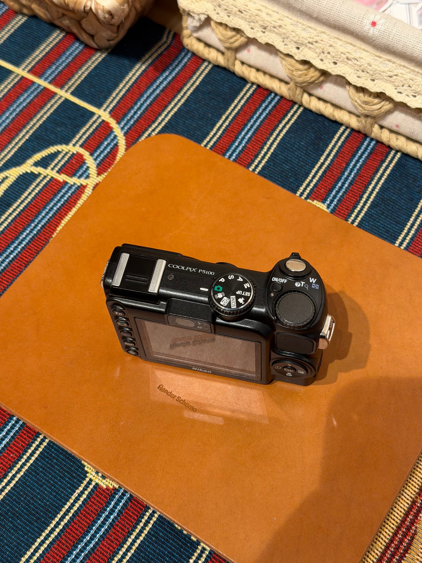 Nikon Coolpix P5100 12.1MP Black