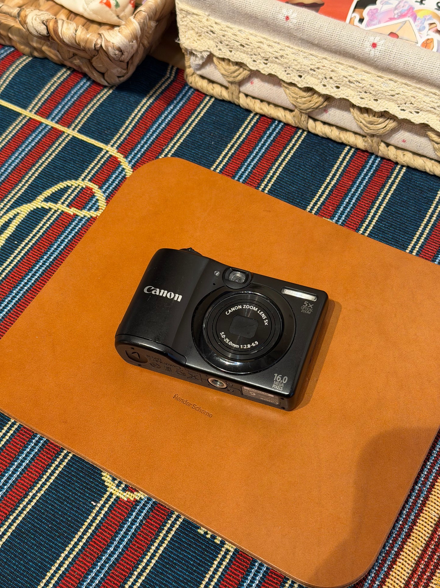 Canon PowerShot A1300 16MP Black