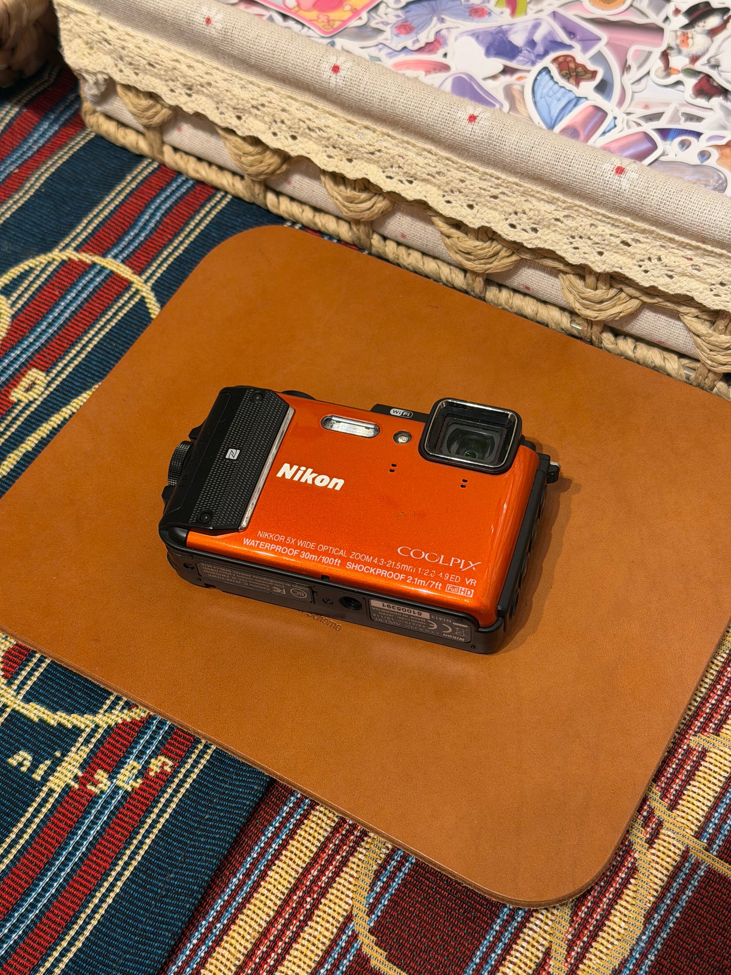 Nikon COOLPIX AW130 16MP Orange