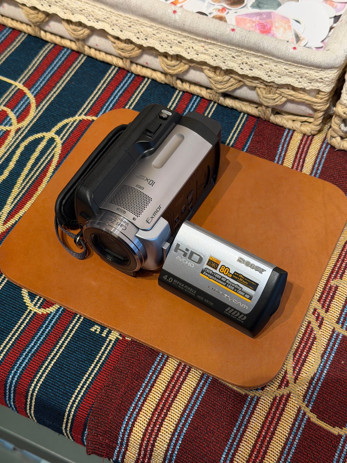 Sony Handycam HDR-XR100