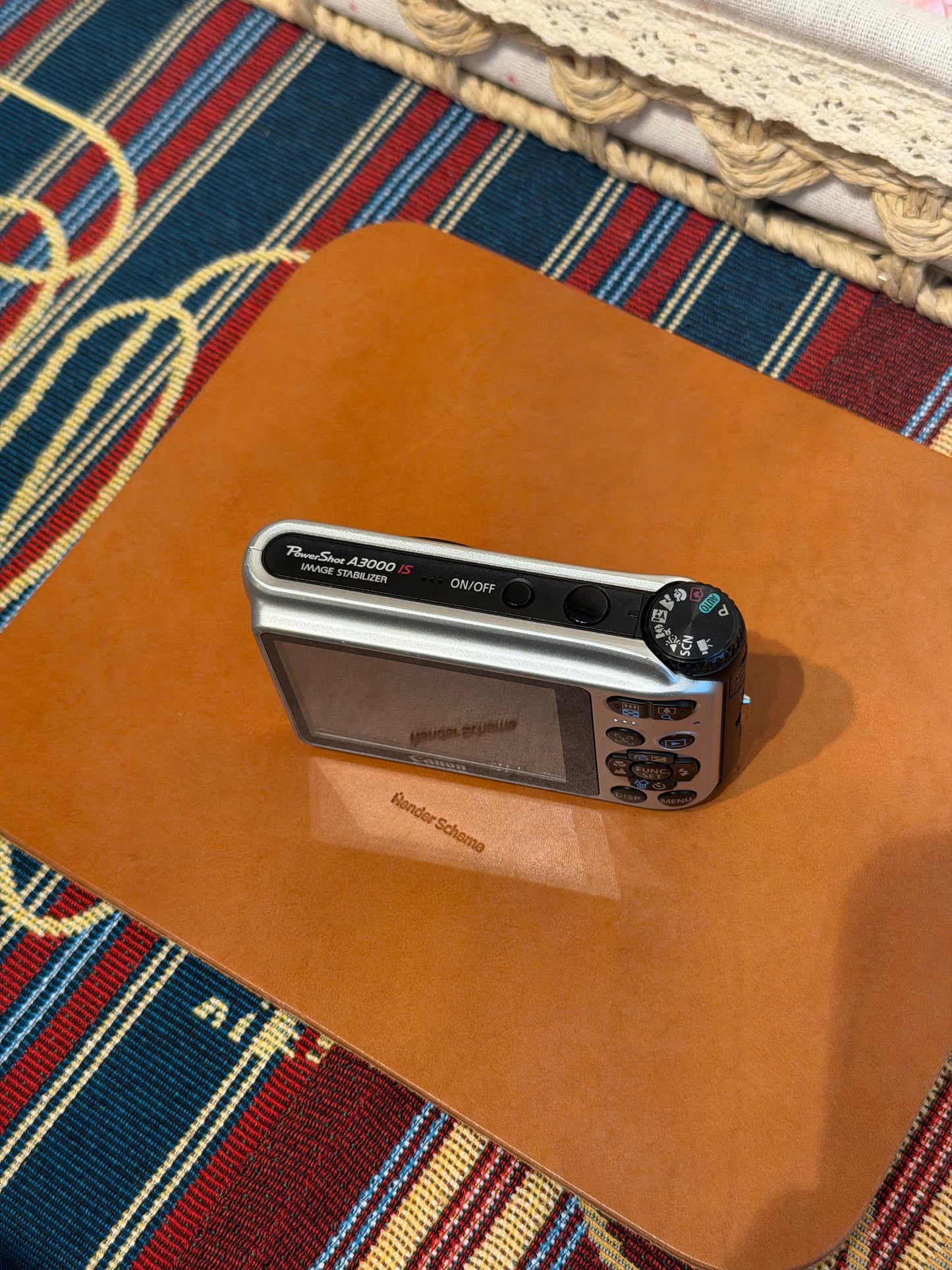 Canon PowerShot A3000 IS 10MP Silver