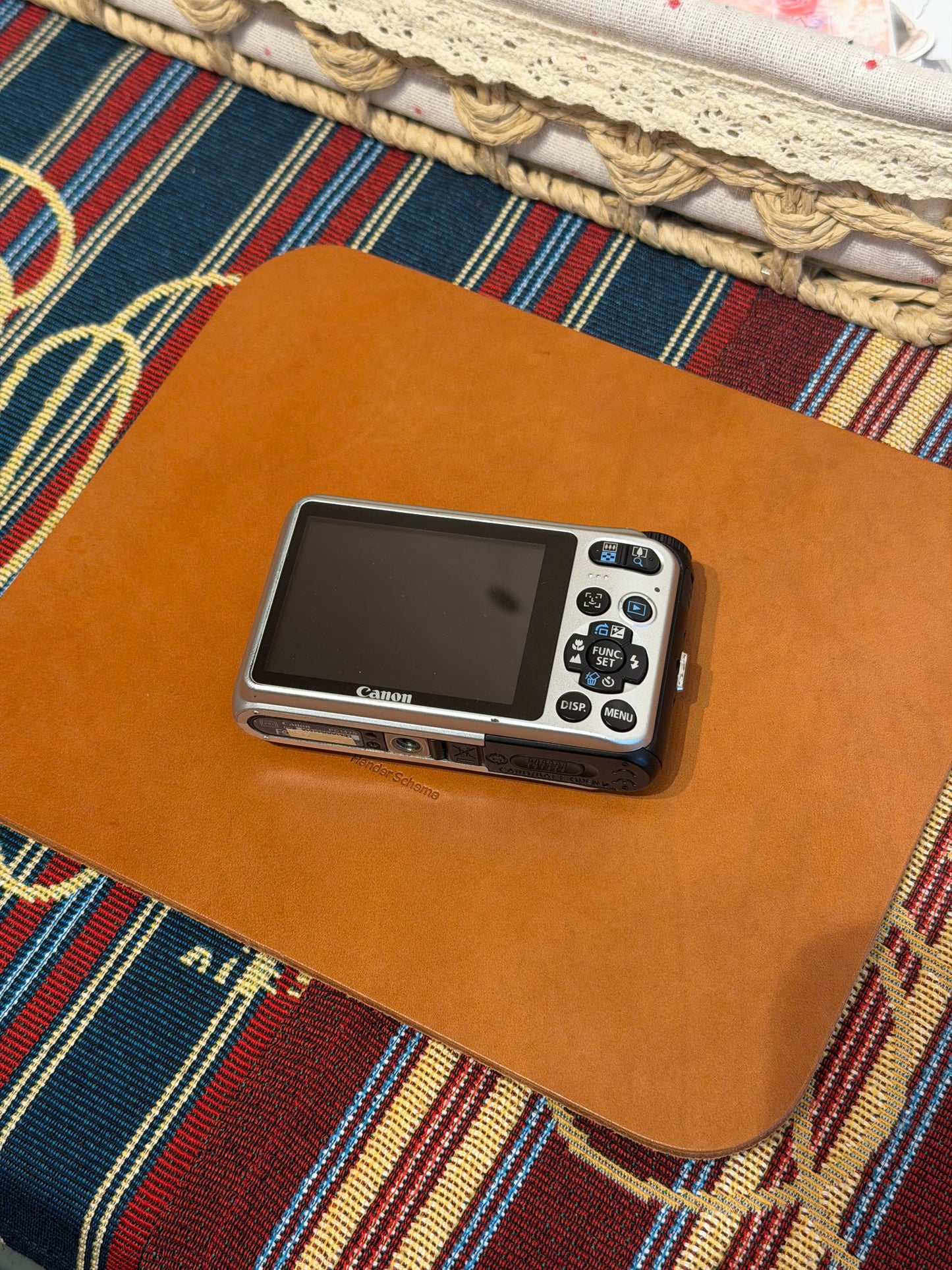 Canon PowerShot A3000 IS 10MP Silver