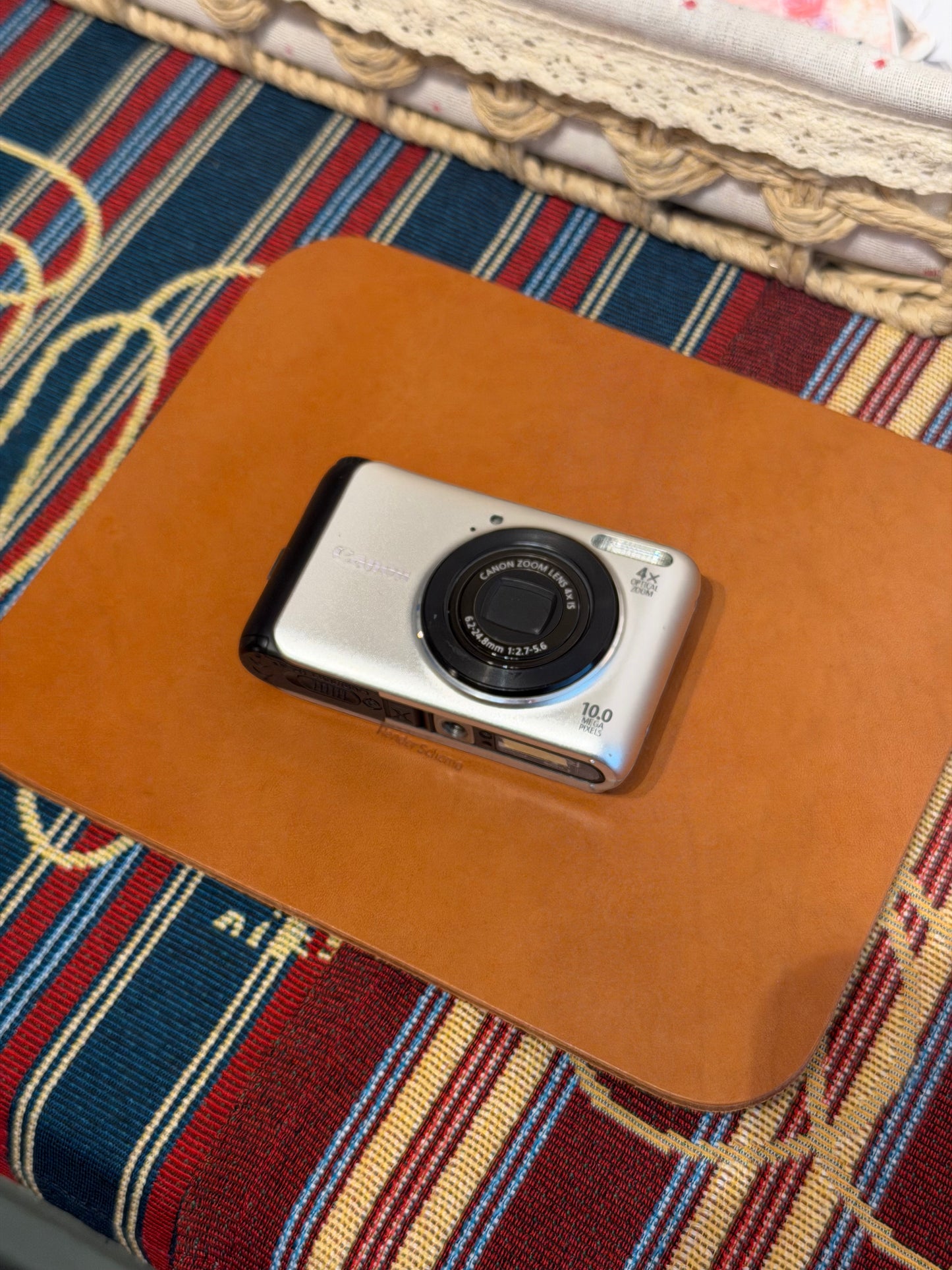 Canon PowerShot A3000 IS 10MP Silver