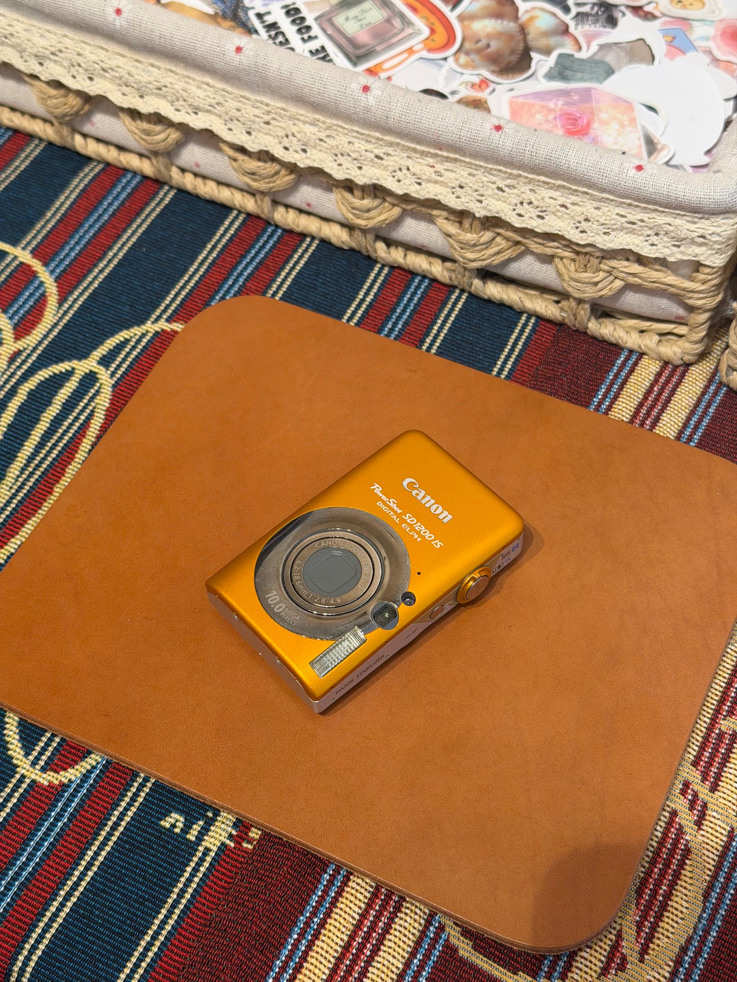 Canon PowerShot SD1200 IS / IXUS 95 IS 10MP Orange