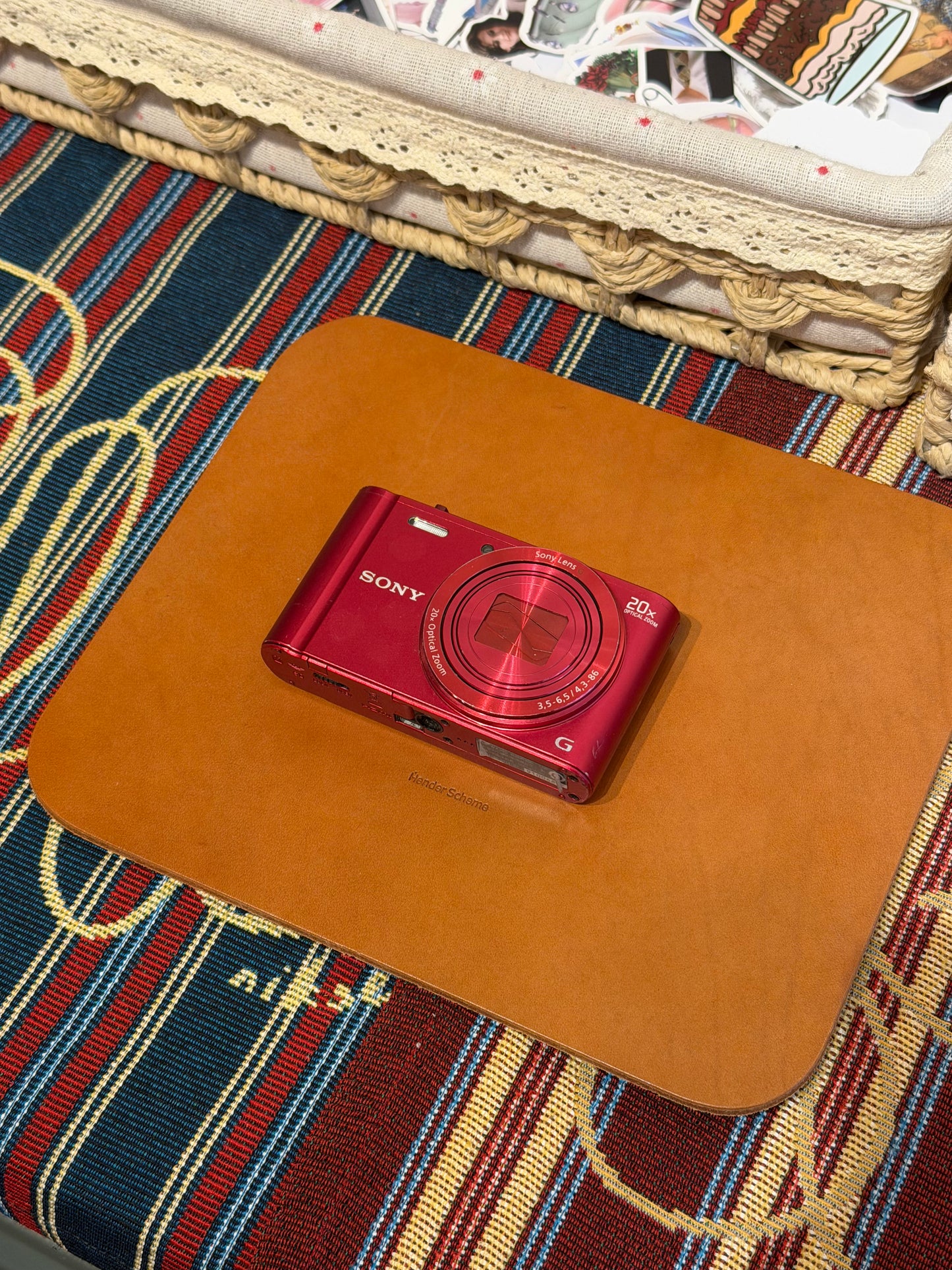 Sony Cyber-shot DSC-WX300 18.2MP Red
