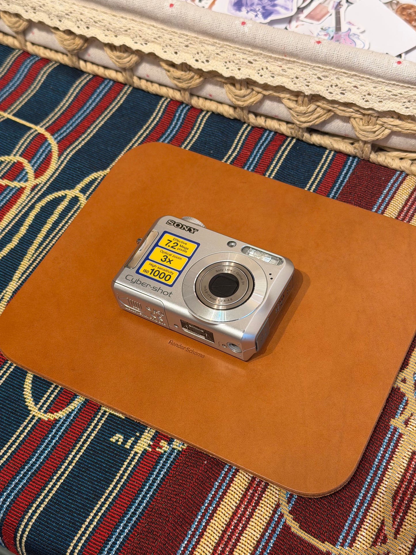 Sony Cyber-shot DSC-S650 7.2MP Silver