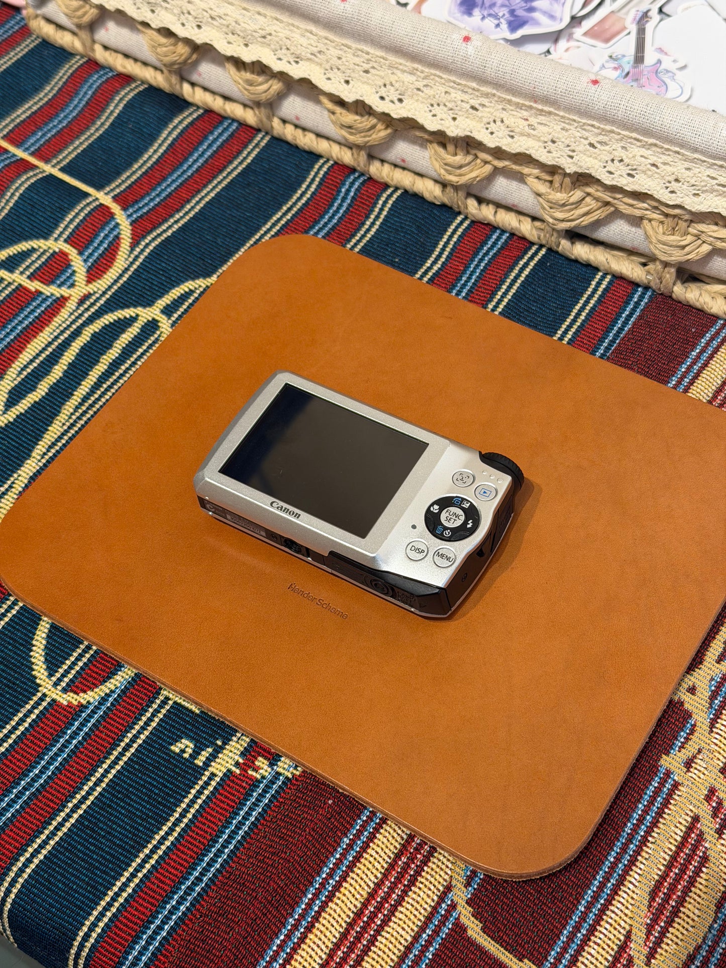 Canon PowerShot A3200 IS 14.1MP Silver