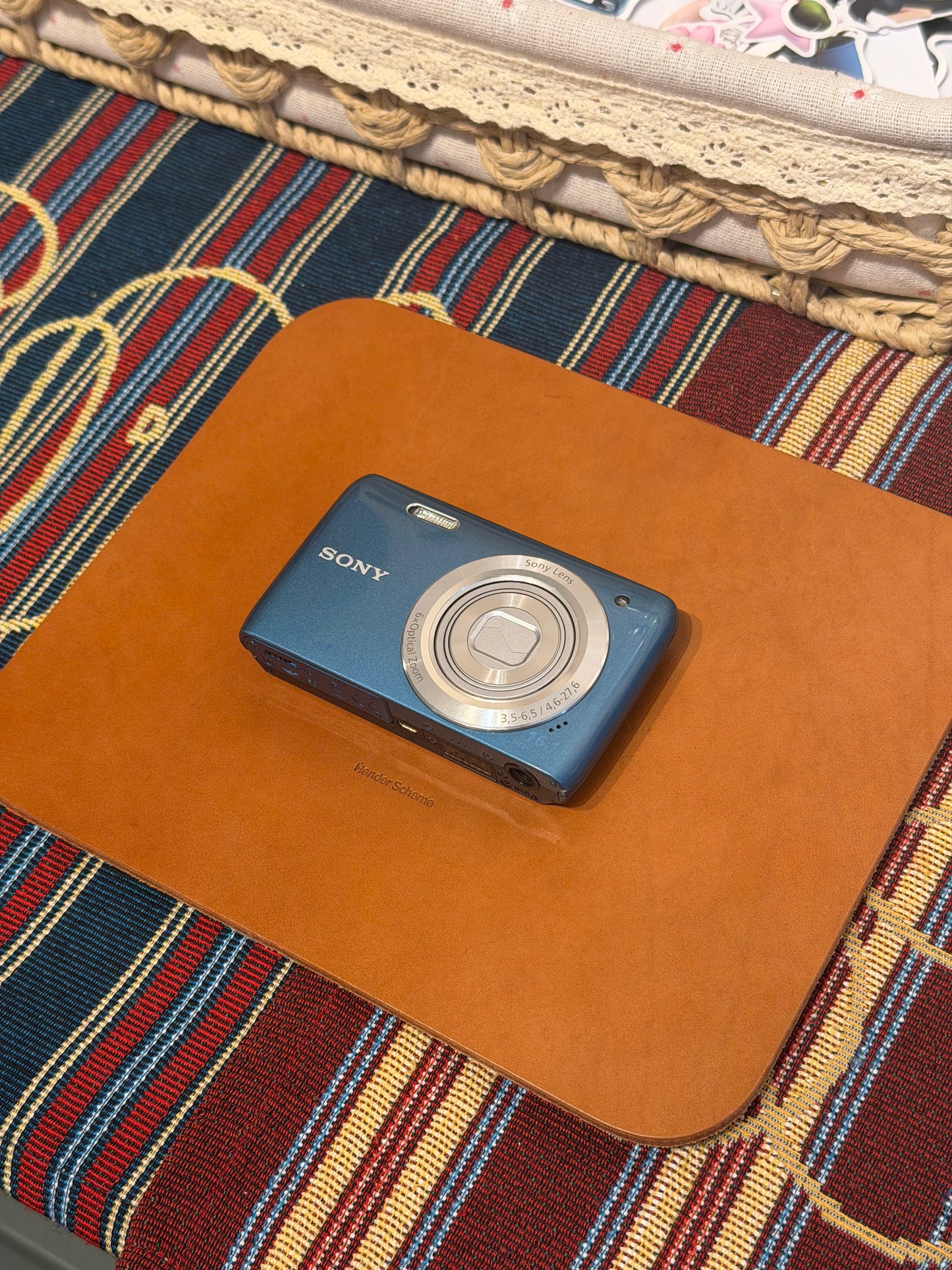 Sony Cyber-shot DSC-W670 16.1MP Blue