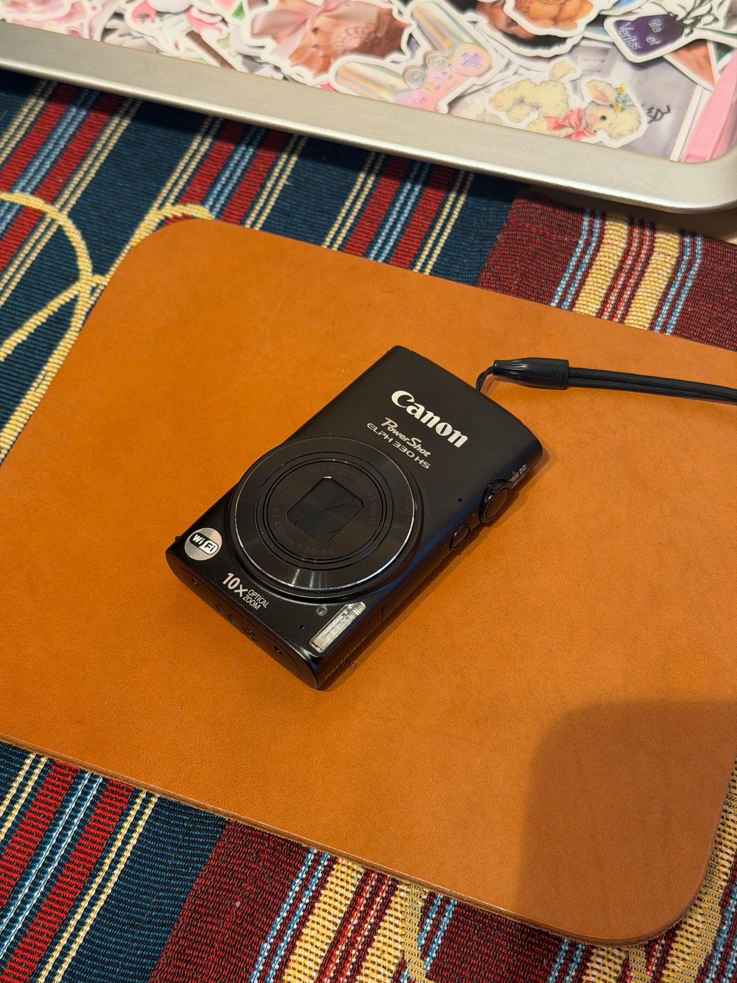 Canon PowerShot ELPH 330 HS / IXUS 255 HS 12.1MP Black