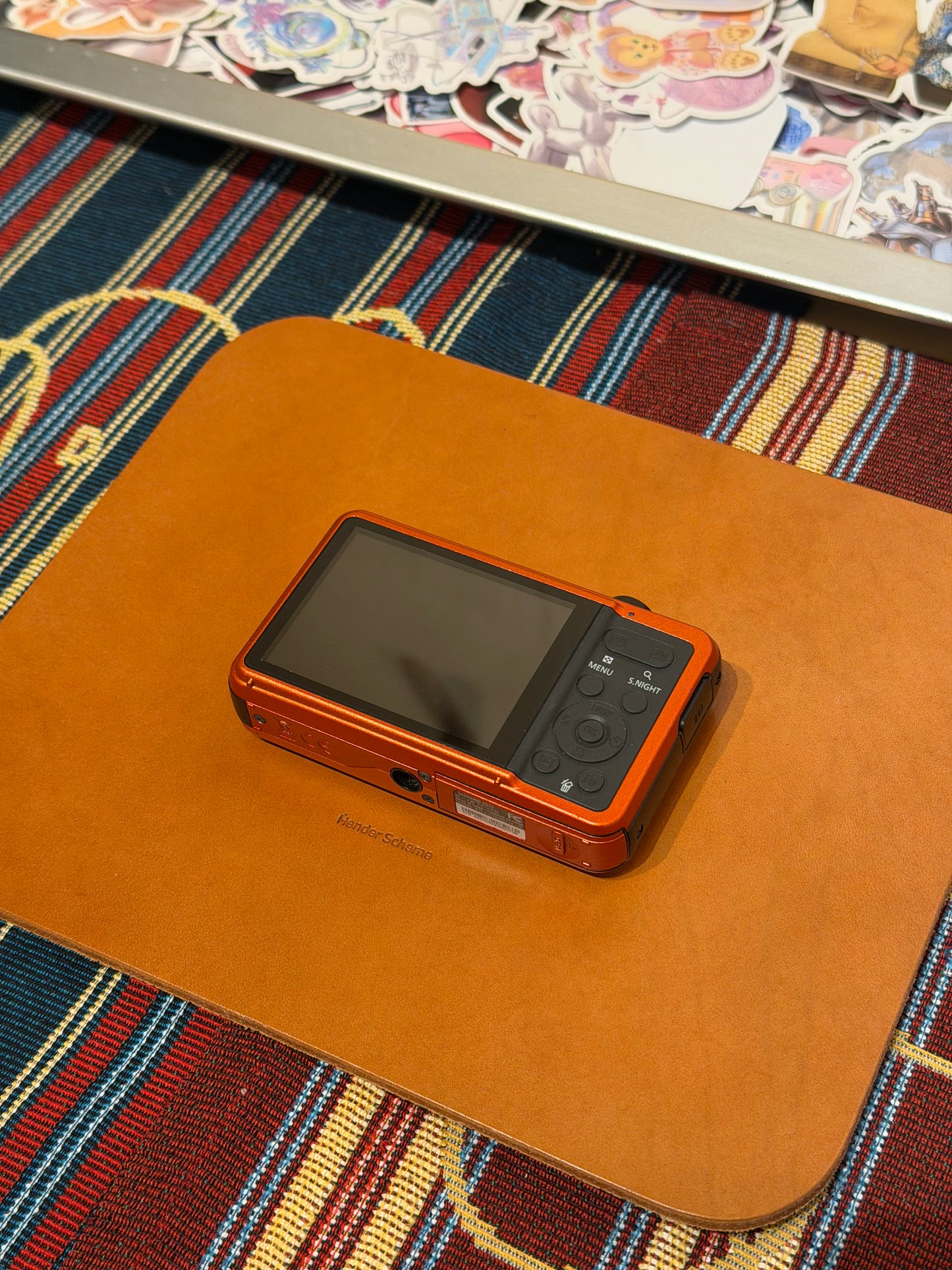 Samsung ES73 12.2MP Orange