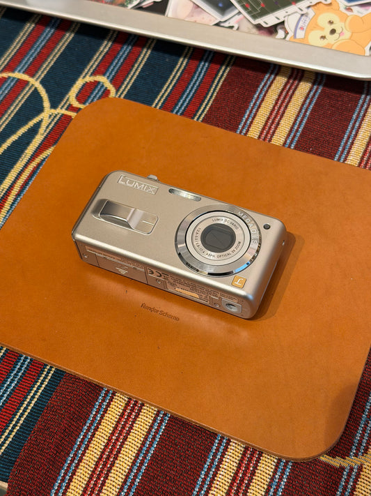 Panasonic Lumix DMC-LS3 5MP Silver