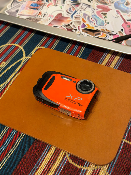 Fujifilm FinePix XP70 16.2MP Orange