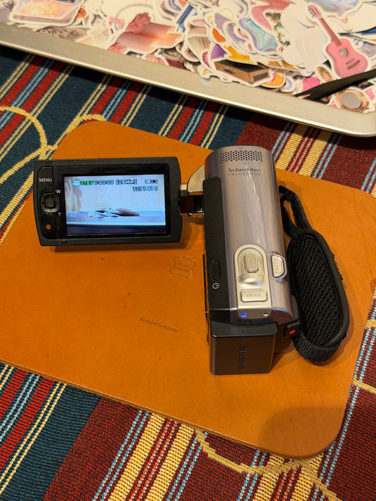 Samsung SMX-F40SN Memory Camcorder Black