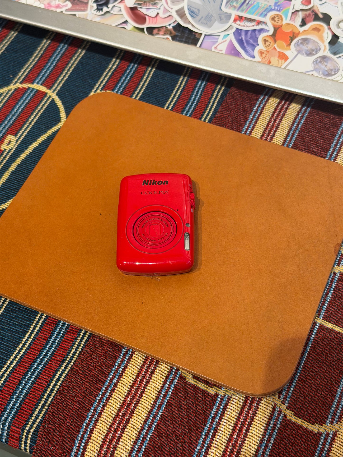 Nikon COOLPIX S01 10.1MP Red