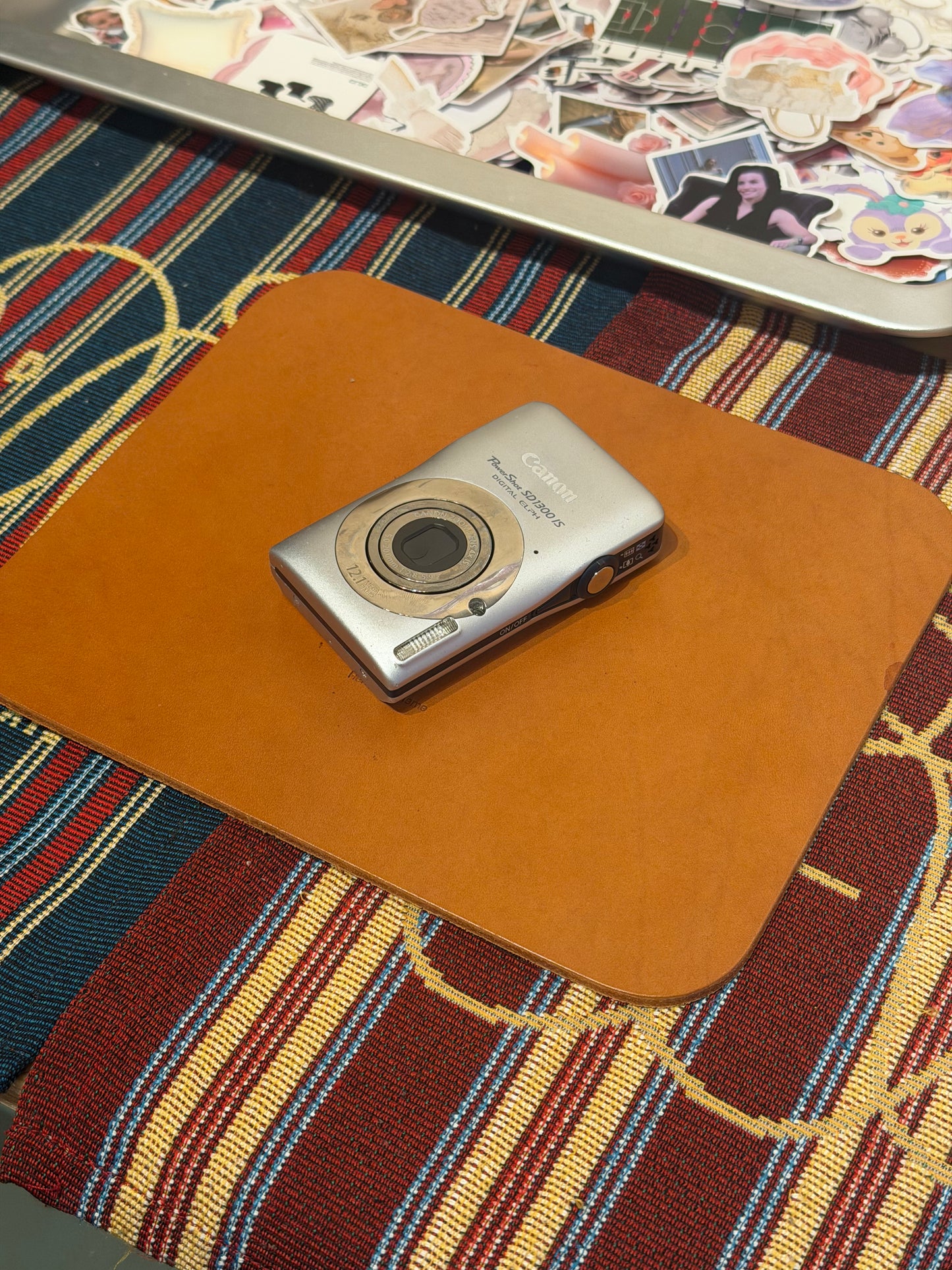 Canon PowerShot SD1300 IS (Digital IXUS 105 / IXY 200F) 12.1MP Silver