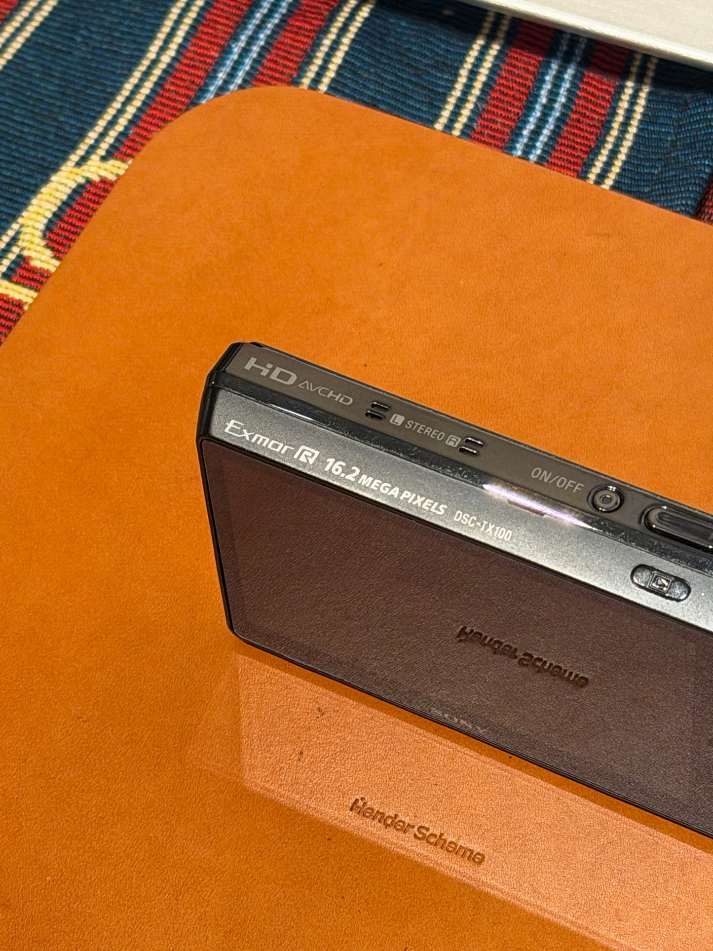 Sony Cyber-shot DSC-TX100V 16.2MP Black