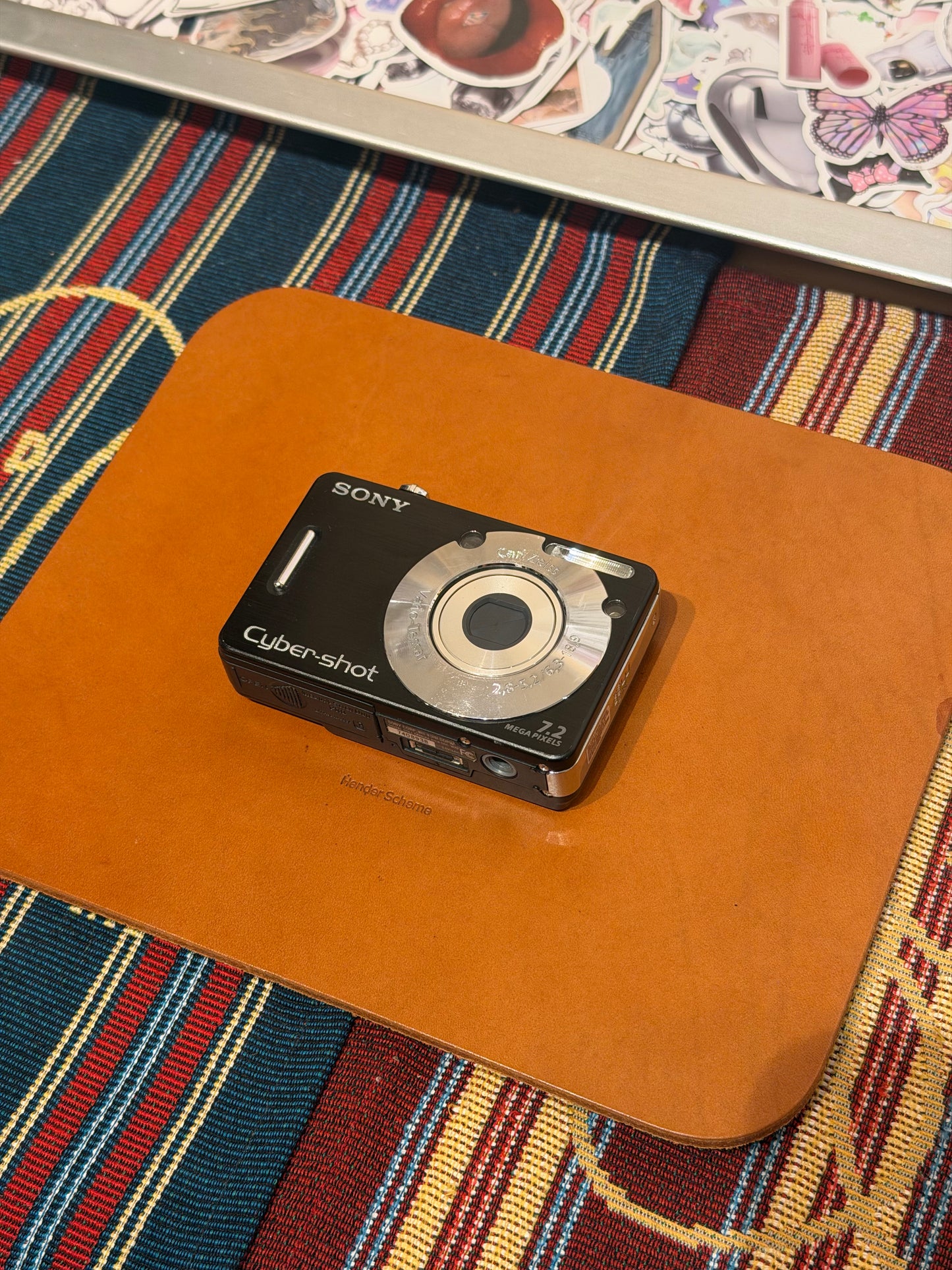 Sony Cyber-shot DSC-W70 7.2MP Black