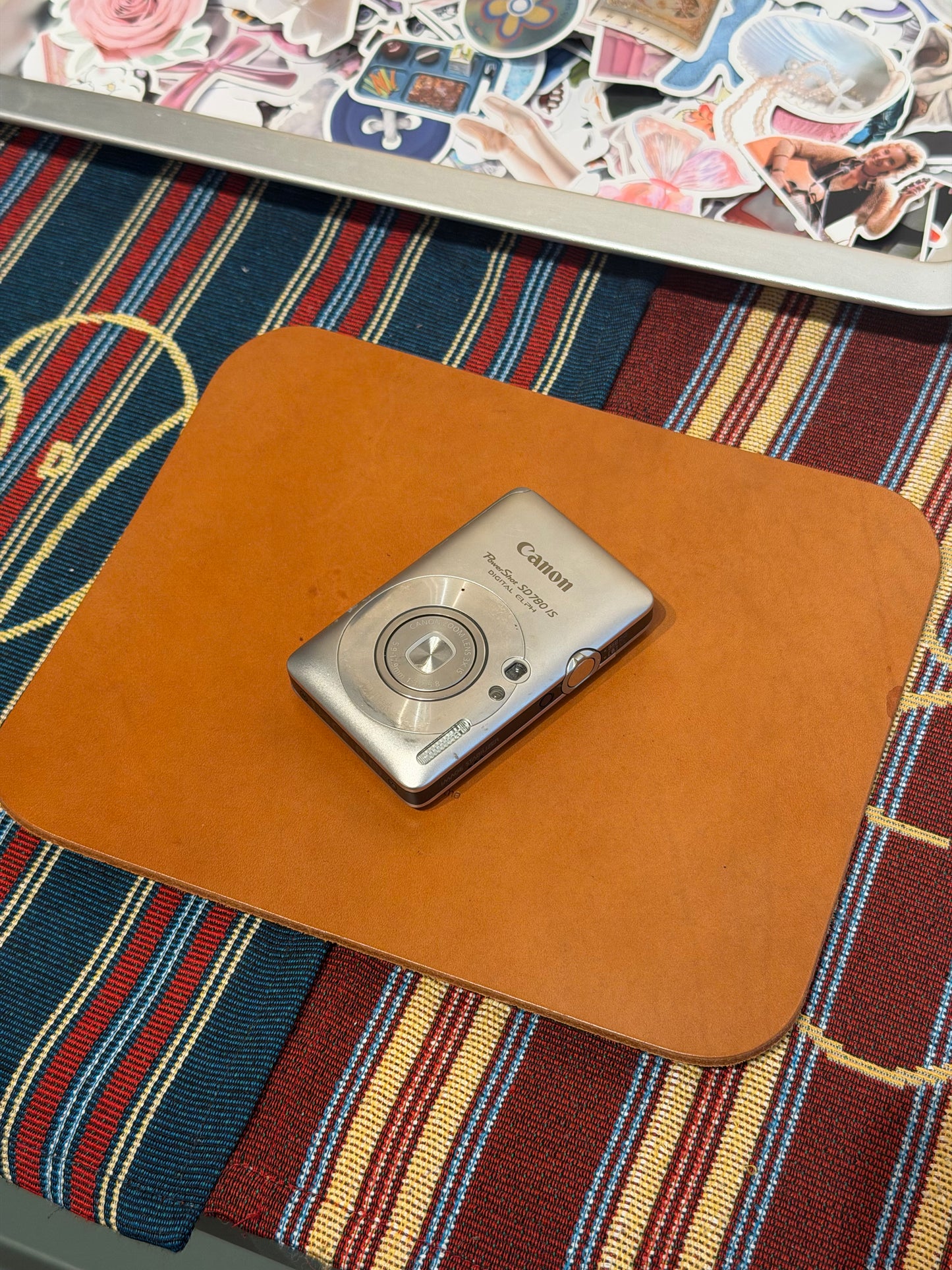 Canon PowerShot SD780 IS / Digital IXUS 100 IS 12.1MP Silver