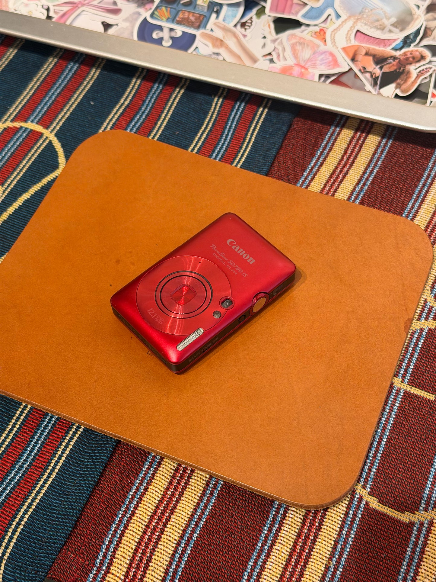 Canon PowerShot SD780 IS / Digital IXUS 100 IS 12.1MP Red