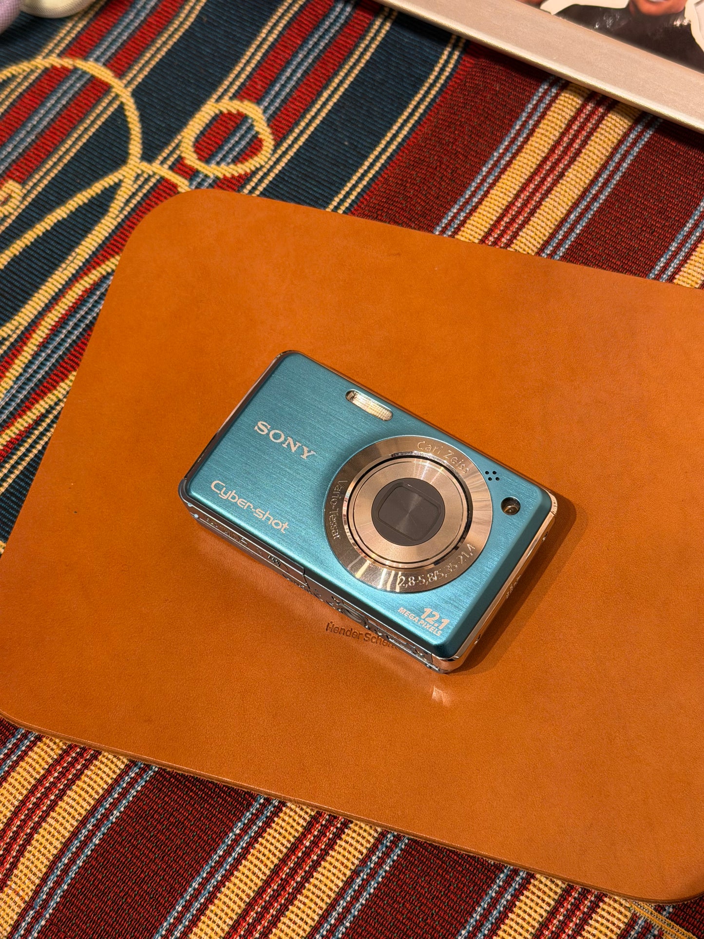 Sony Cyber-shot DSC-W220 12.1MP Blue