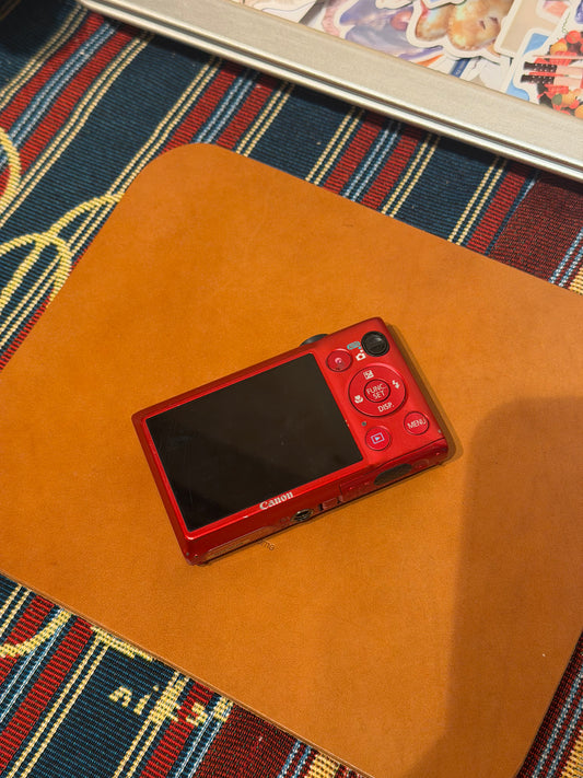 Canon PowerShot ELPH 300 HS / IXUS 220 HS 12.1MP Red